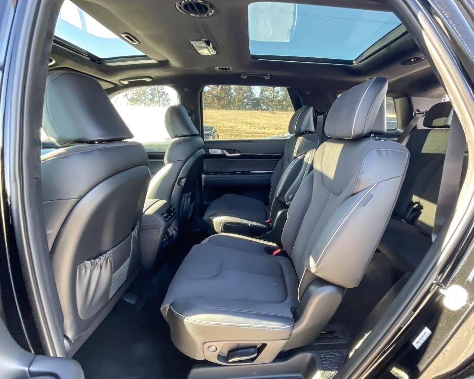 new 2025 Hyundai Palisade car, priced at $52,332