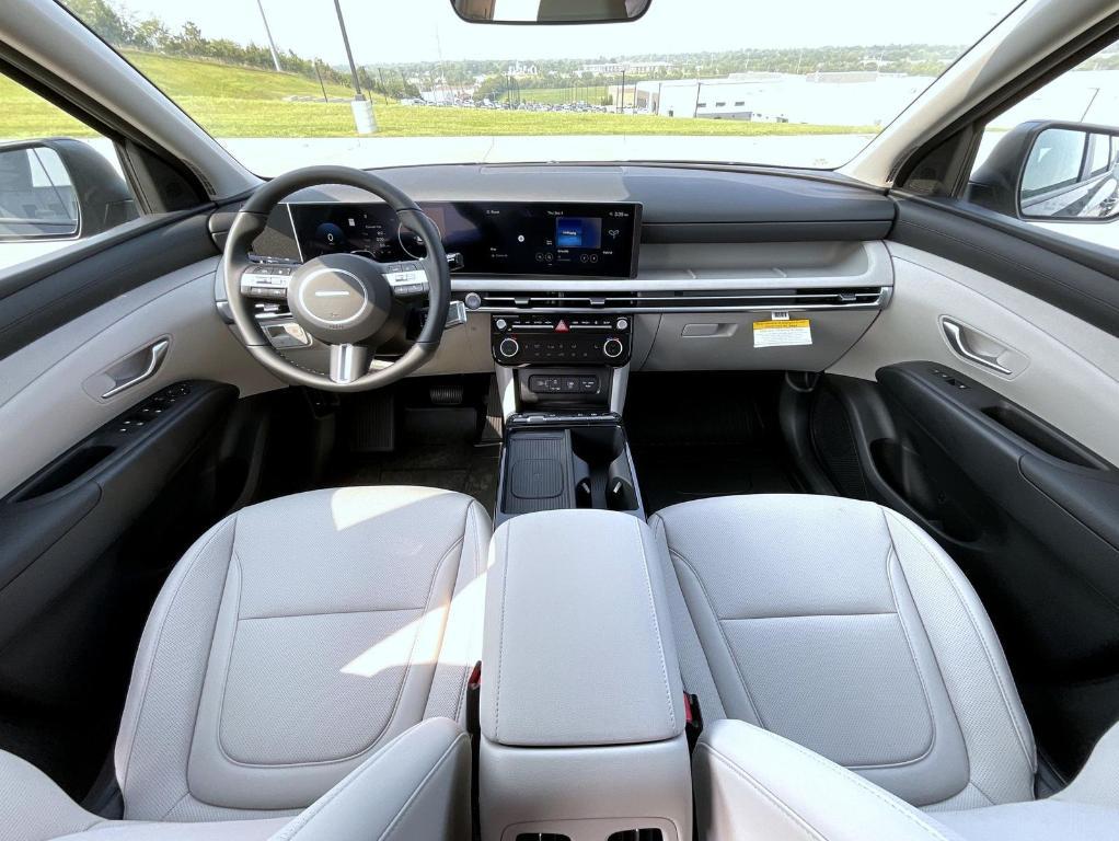 new 2025 Hyundai TUCSON Hybrid car, priced at $37,389