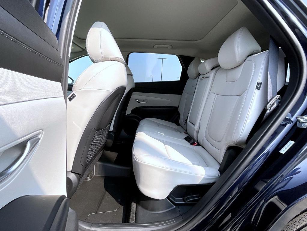 new 2025 Hyundai TUCSON Hybrid car, priced at $37,389