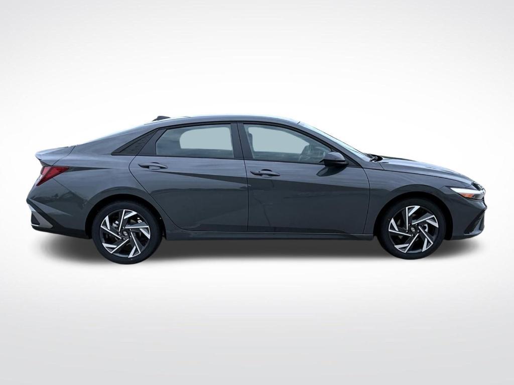 new 2025 Hyundai Elantra car, priced at $24,089
