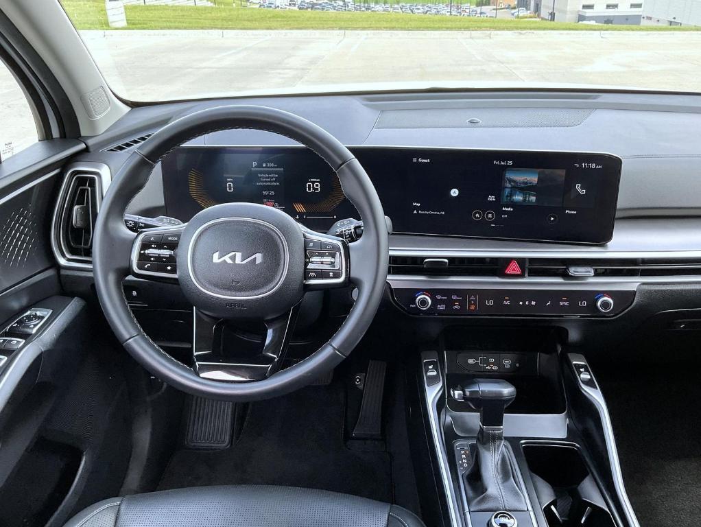 used 2024 Kia Sorento car, priced at $27,910