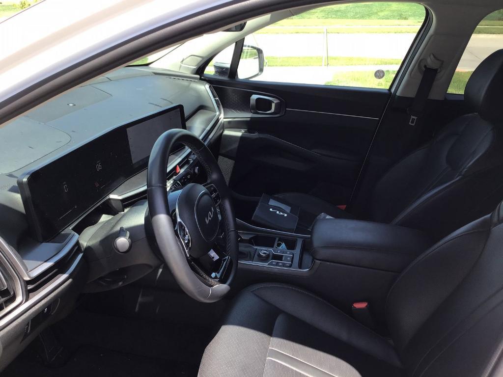 used 2024 Kia Sorento car, priced at $28,734