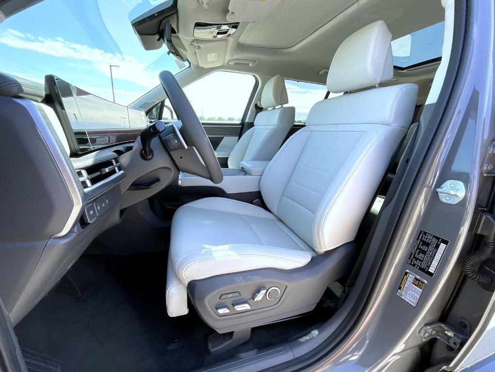 new 2025 Hyundai Santa Fe car, priced at $47,474