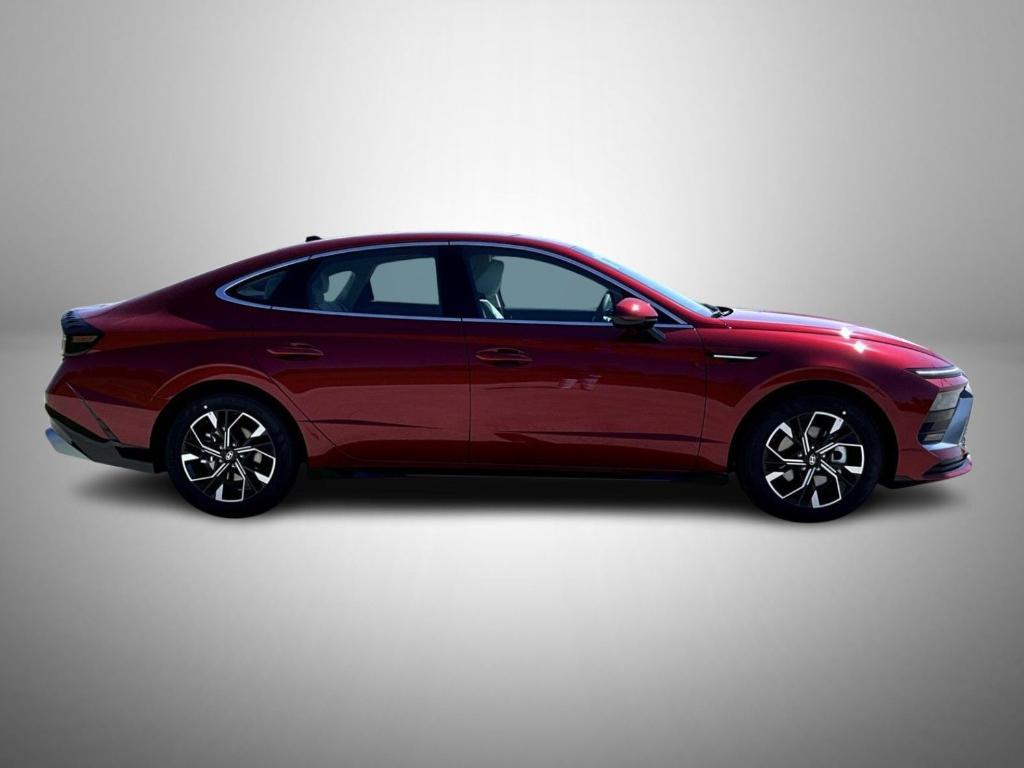 new 2025 Hyundai Sonata car, priced at $27,629