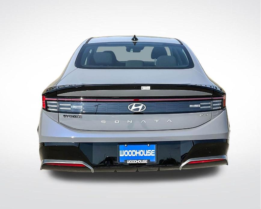 new 2025 Hyundai Sonata Hybrid car, priced at $32,054