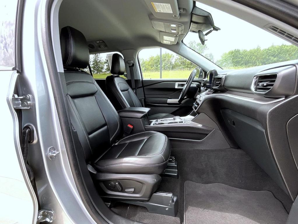 used 2024 Ford Explorer car, priced at $32,977