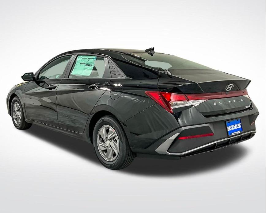 new 2025 Hyundai Elantra car, priced at $23,231