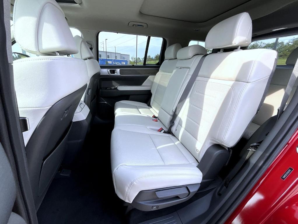new 2025 Hyundai SANTA FE HEV car, priced at $46,198