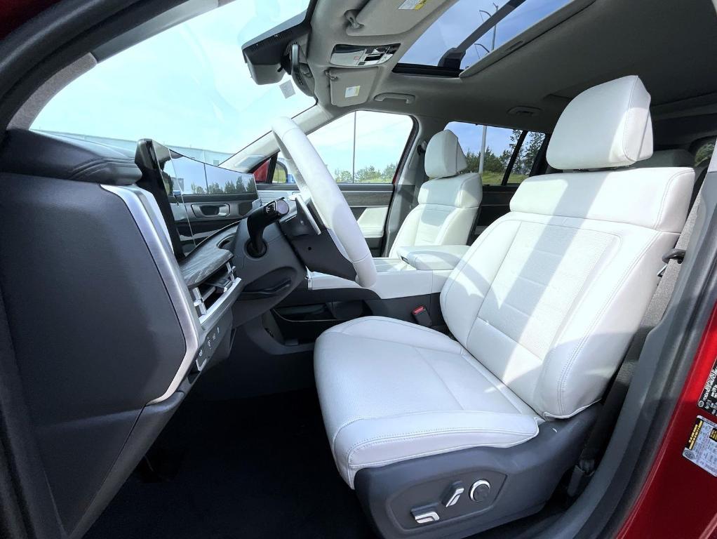 new 2025 Hyundai SANTA FE HEV car, priced at $46,198