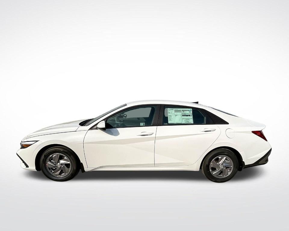 new 2025 Hyundai Elantra car, priced at $22,895