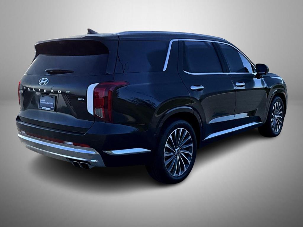used 2024 Hyundai Palisade car, priced at $46,555