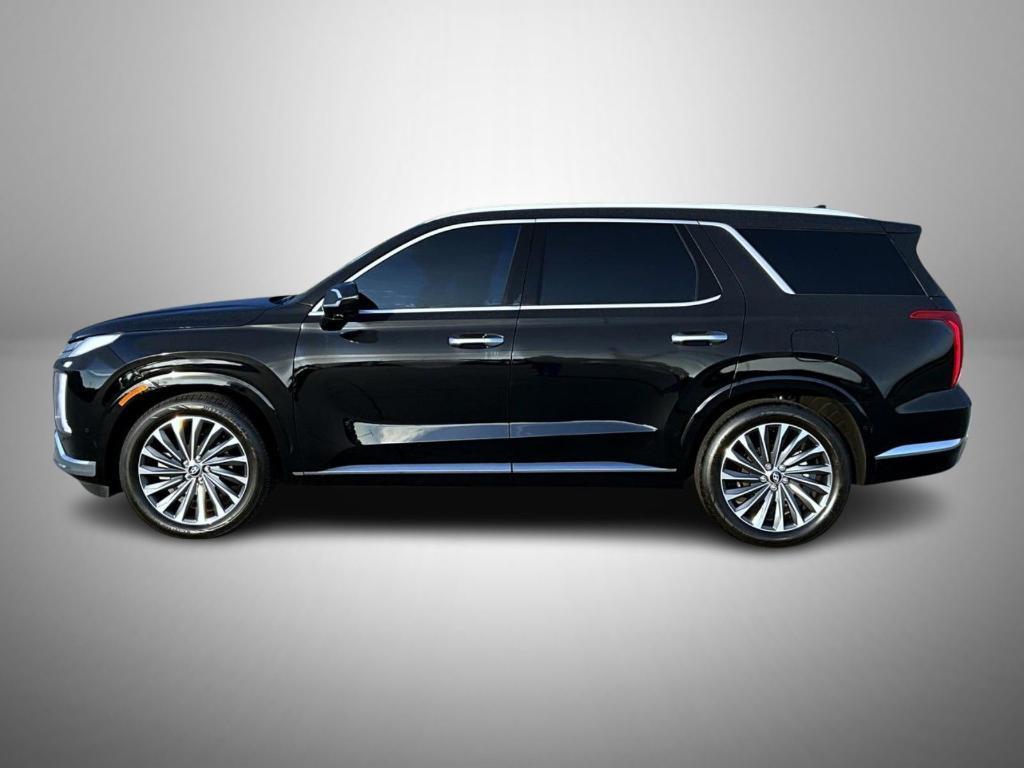 used 2024 Hyundai Palisade car, priced at $46,555