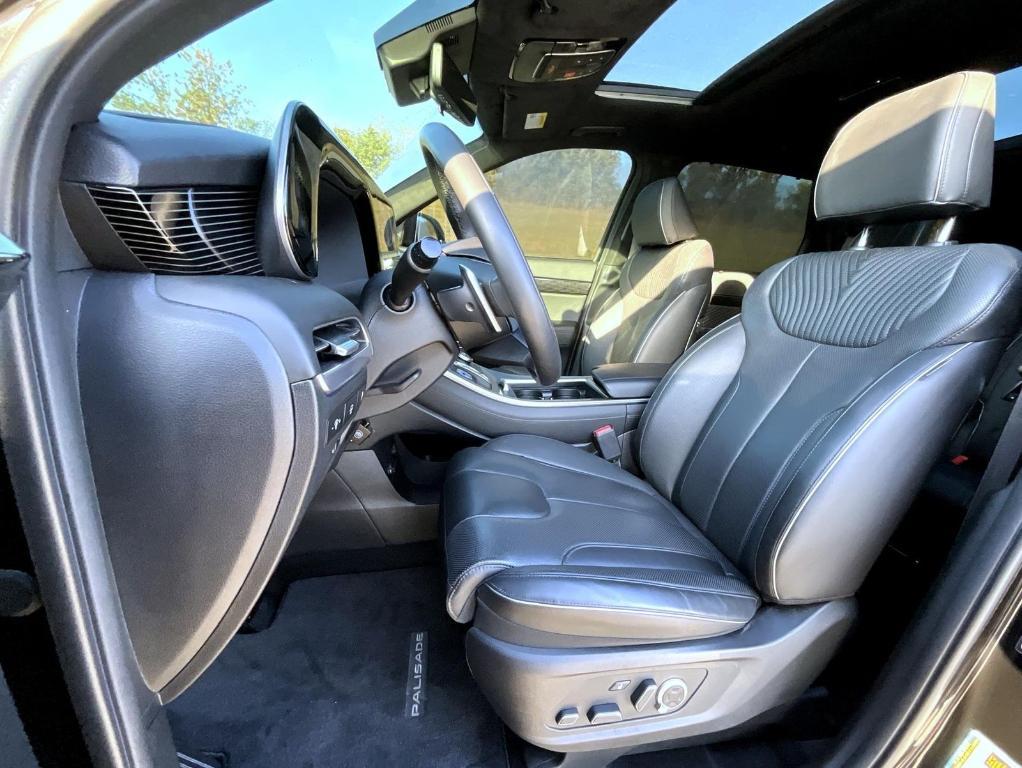 used 2024 Hyundai Palisade car, priced at $46,555