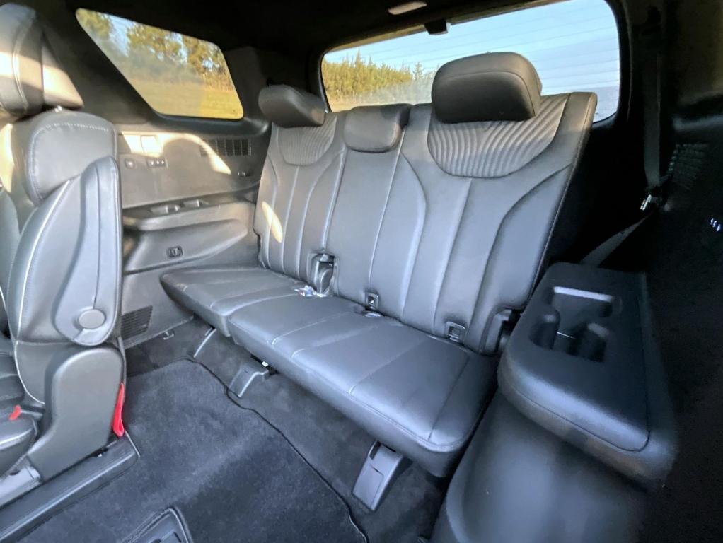 used 2024 Hyundai Palisade car, priced at $46,555