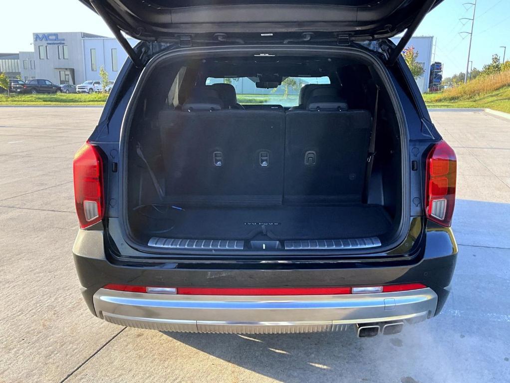 used 2024 Hyundai Palisade car, priced at $46,555
