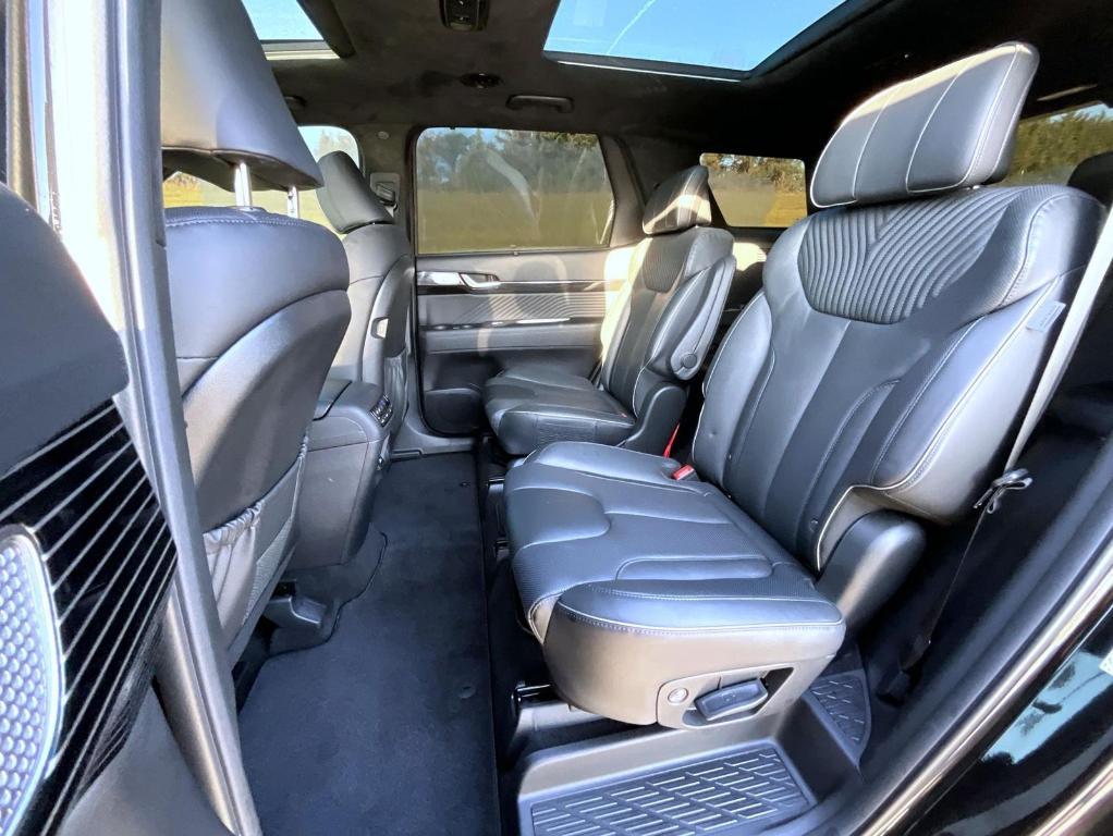 used 2024 Hyundai Palisade car, priced at $46,555