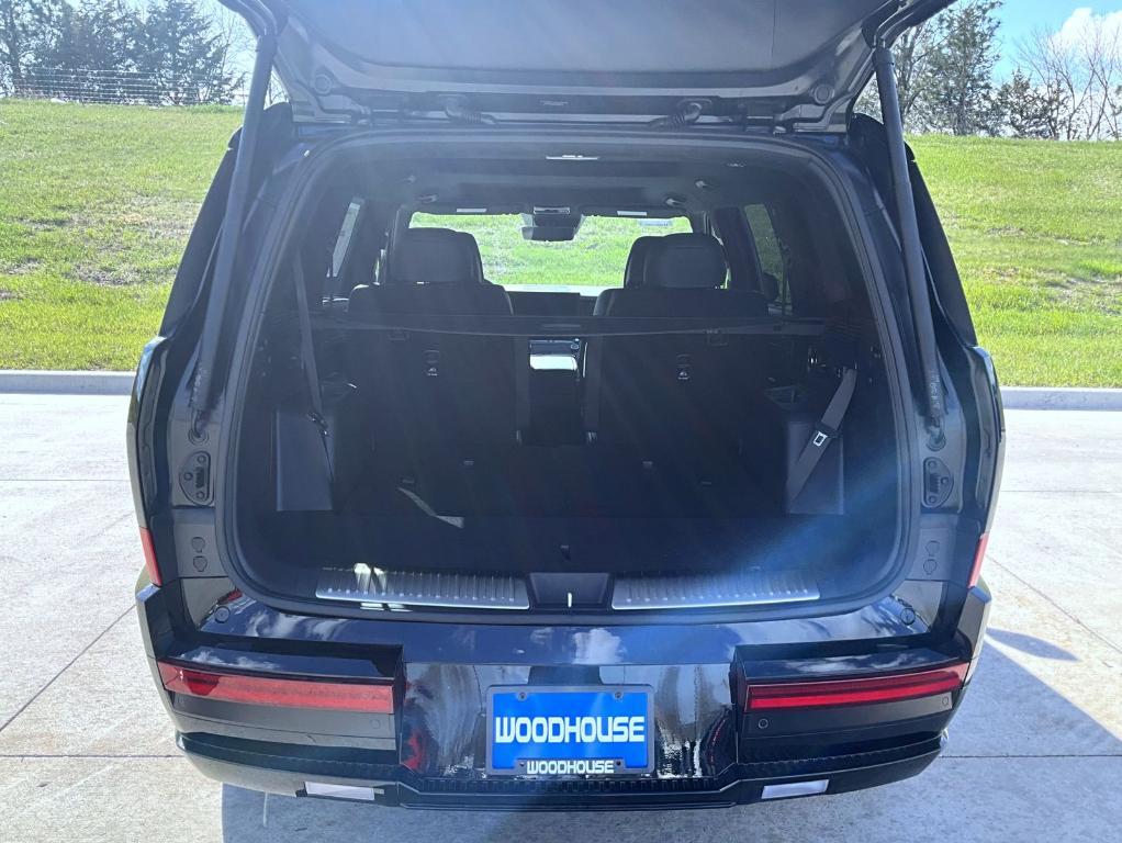 new 2025 Hyundai SANTA FE HEV car, priced at $49,432