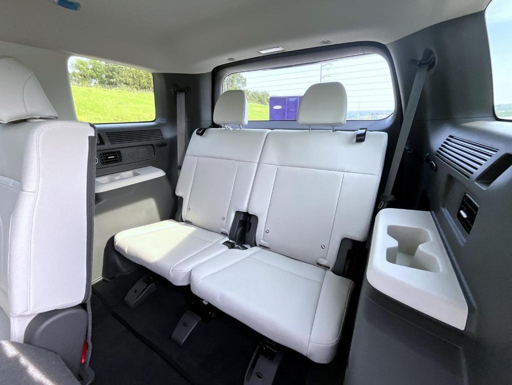 new 2025 Hyundai SANTA FE HEV car, priced at $38,609