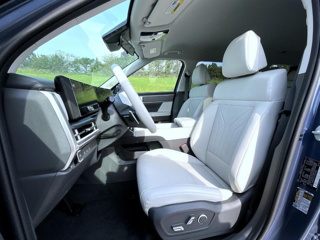 new 2025 Hyundai SANTA FE HEV car, priced at $38,609