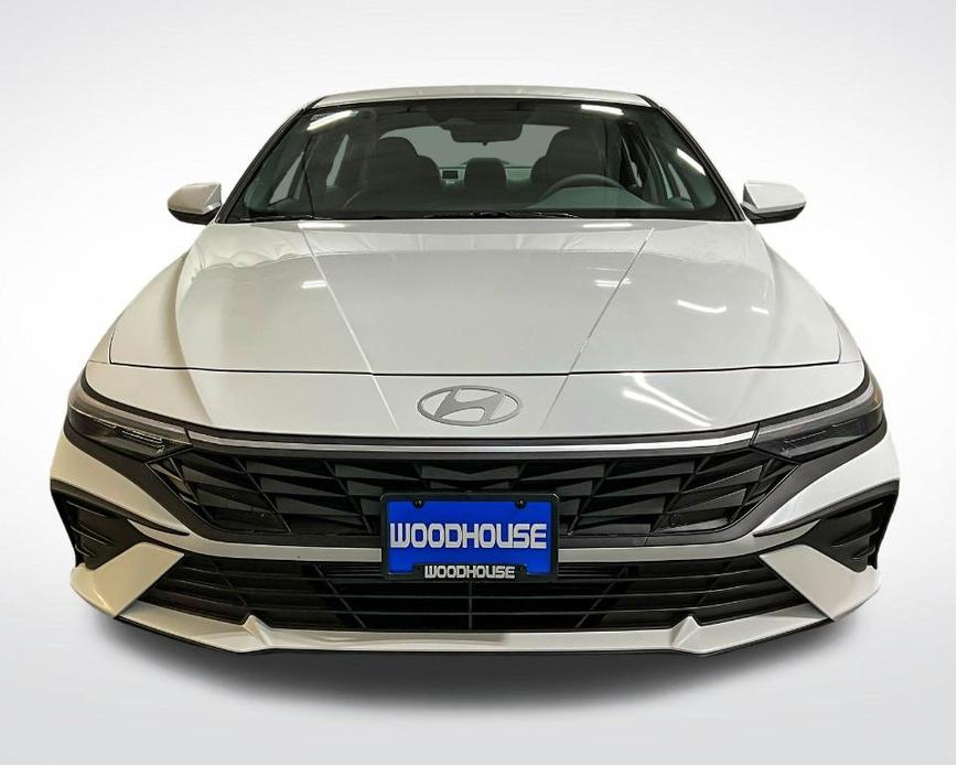 new 2025 Hyundai Elantra car, priced at $22,538