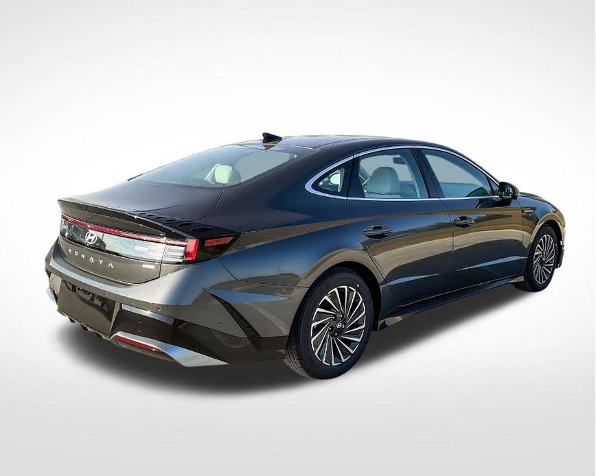 new 2025 Hyundai Sonata Hybrid car, priced at $38,459