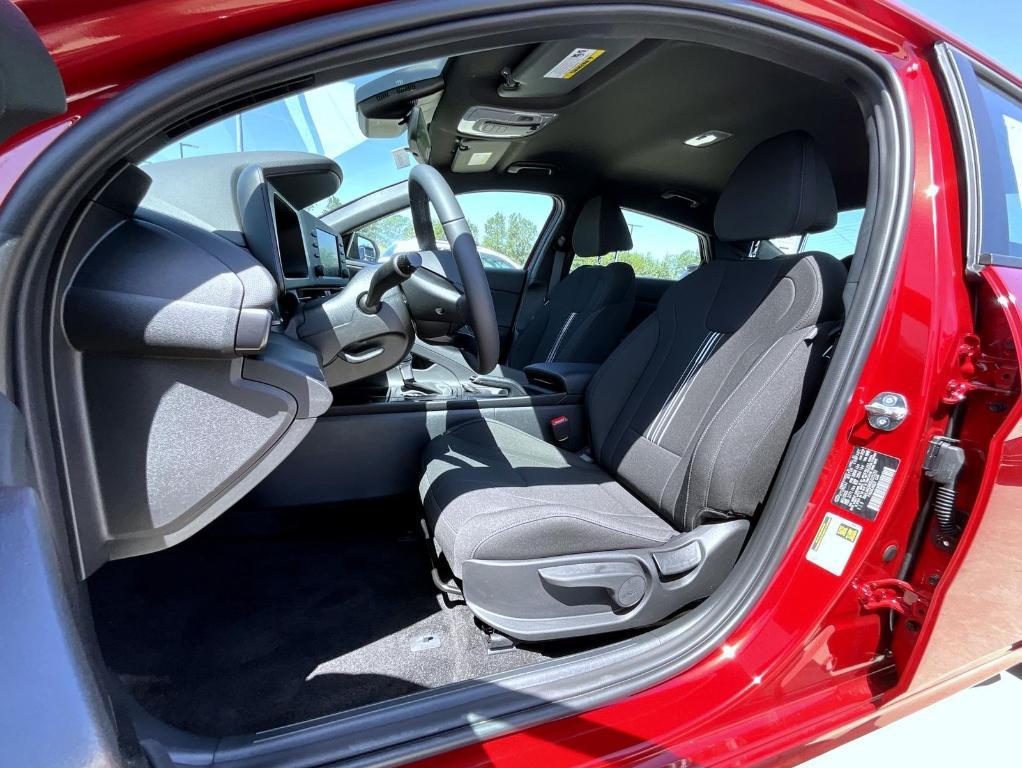 new 2025 Hyundai Elantra car, priced at $25,129