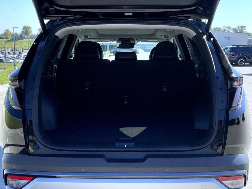 new 2025 Hyundai TUCSON Hybrid car, priced at $42,209