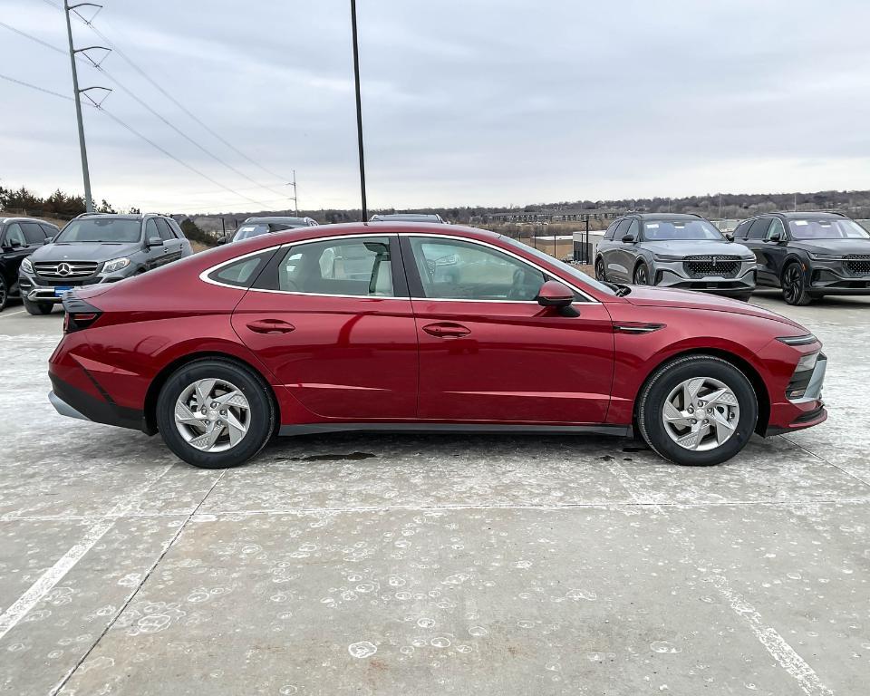 new 2025 Hyundai Sonata car, priced at $25,687