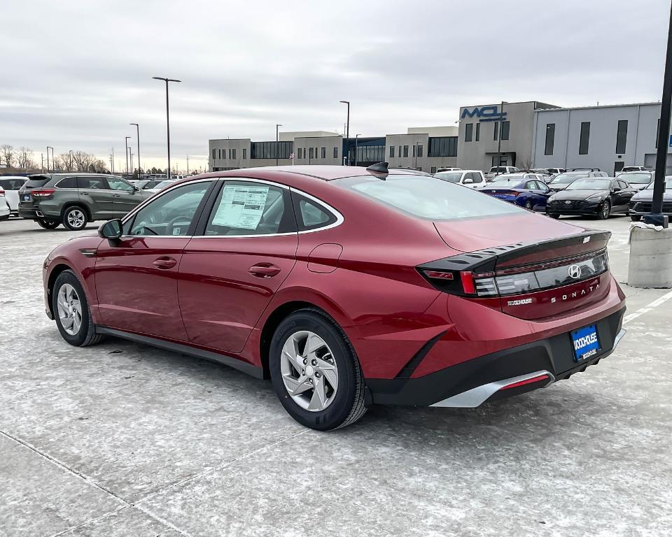 new 2025 Hyundai Sonata car, priced at $25,687