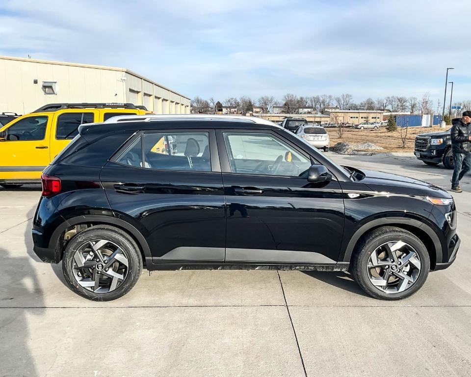 new 2025 Hyundai Venue car, priced at $22,066