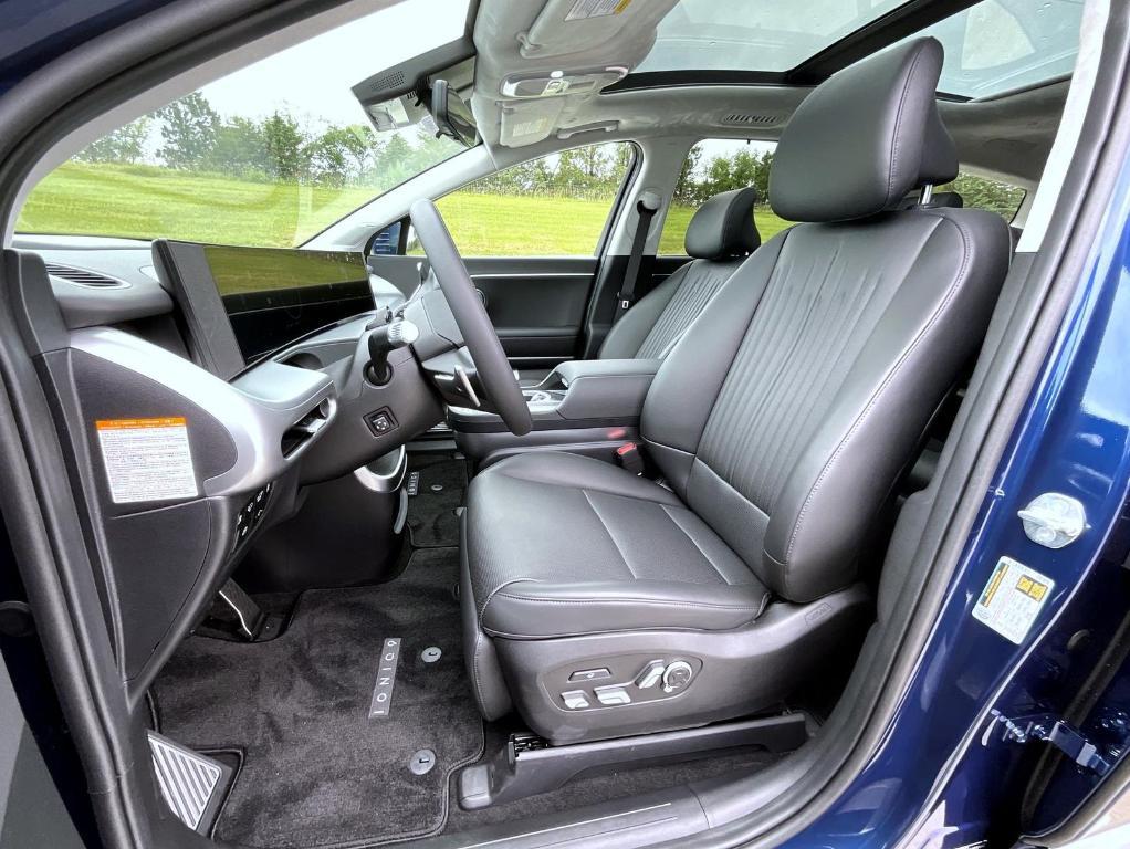 new 2026 Hyundai IONIQ 9 car
