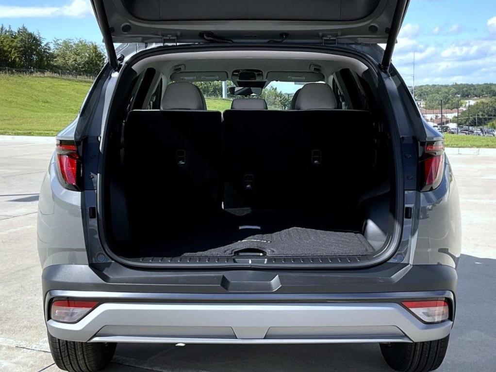 new 2026 Hyundai Tucson car, priced at $31,614