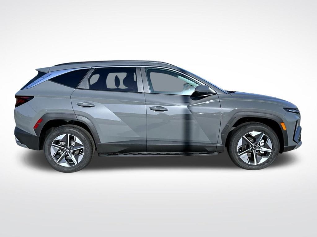 new 2025 Hyundai Tucson car, priced at $32,984