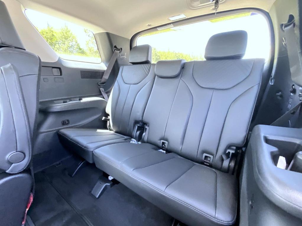 new 2025 Hyundai Palisade car, priced at $44,149