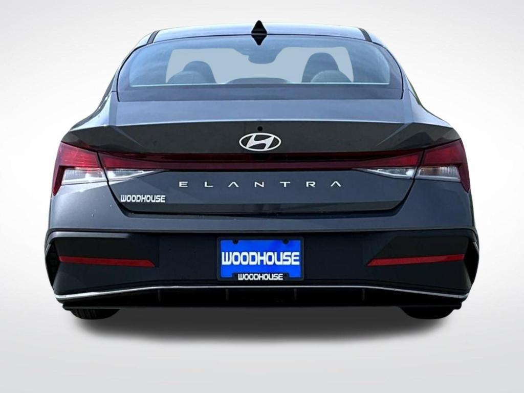 new 2025 Hyundai Elantra car, priced at $23,059