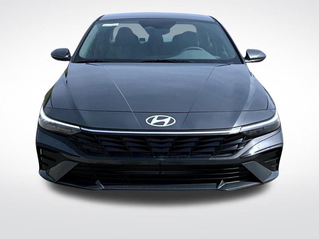 new 2025 Hyundai Elantra car, priced at $23,059