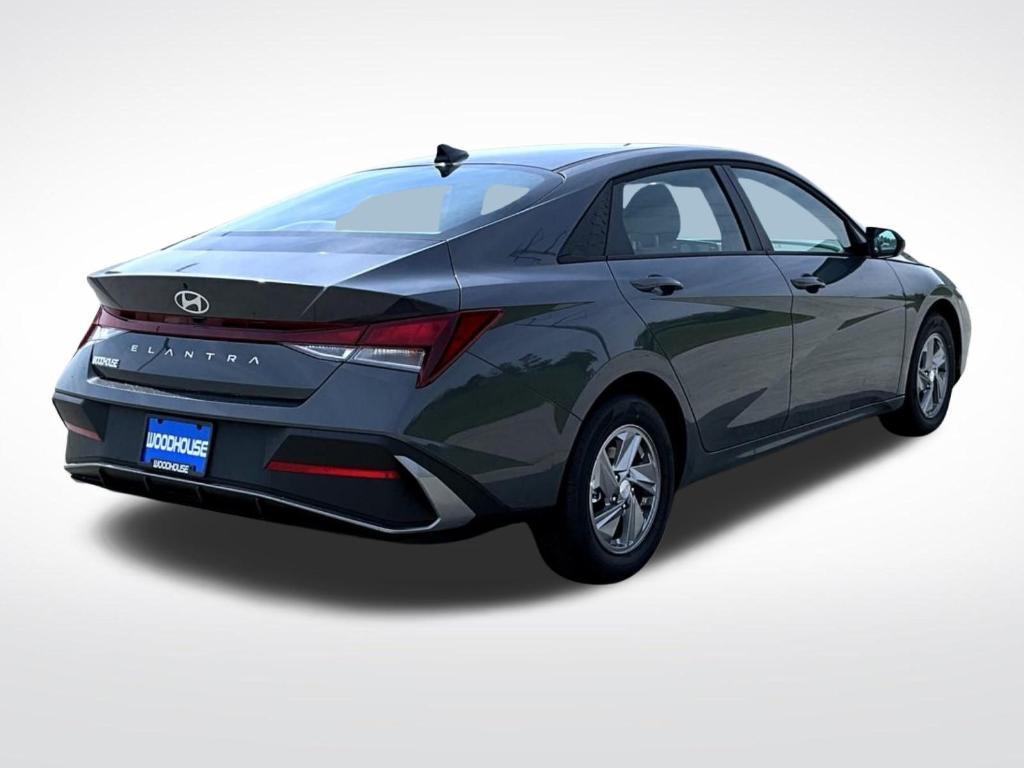 new 2025 Hyundai Elantra car, priced at $23,059