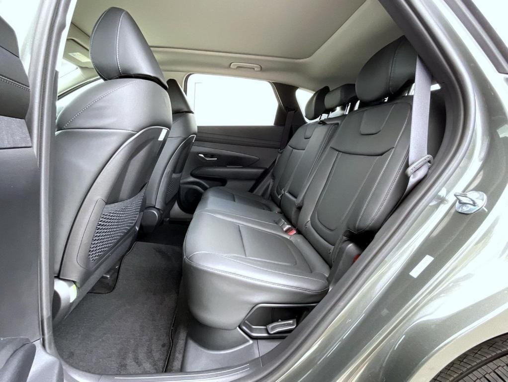 new 2025 Hyundai TUCSON Hybrid car, priced at $36,325