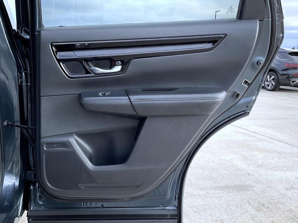 used 2023 Honda CR-V car, priced at $33,777