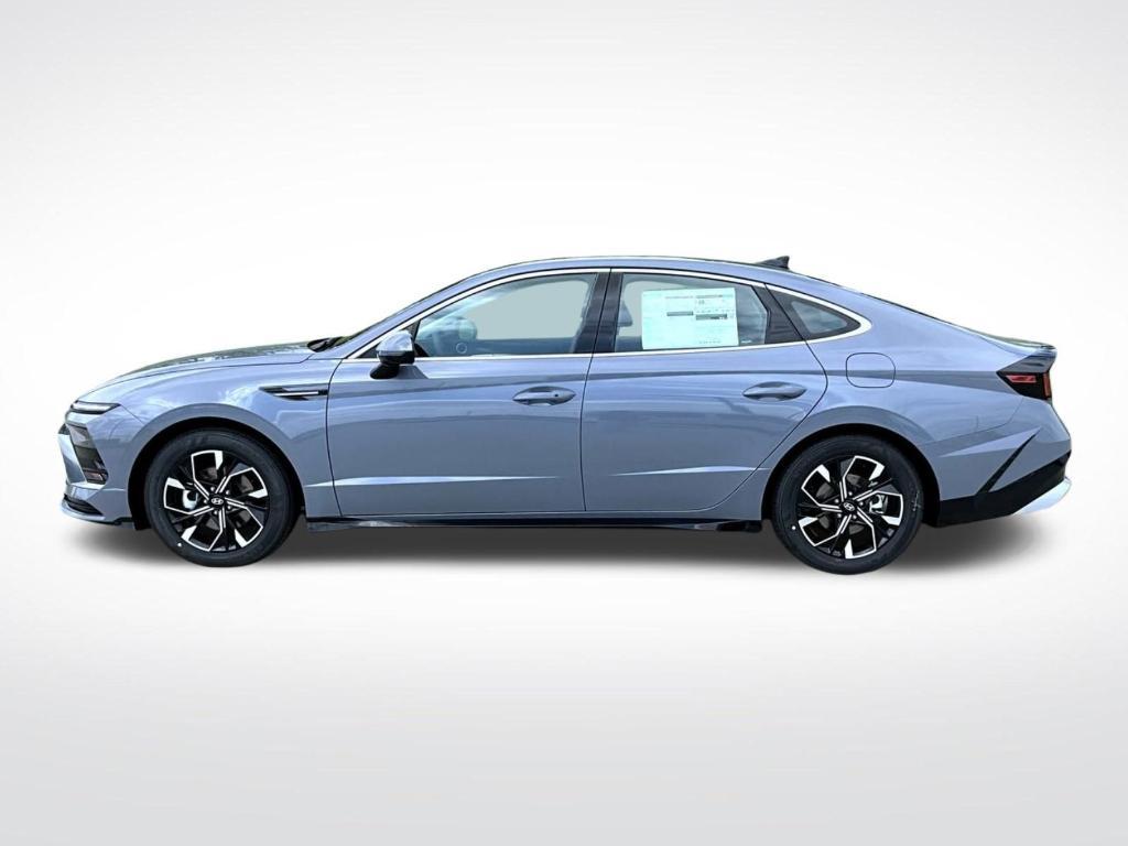 new 2025 Hyundai Sonata car, priced at $30,587