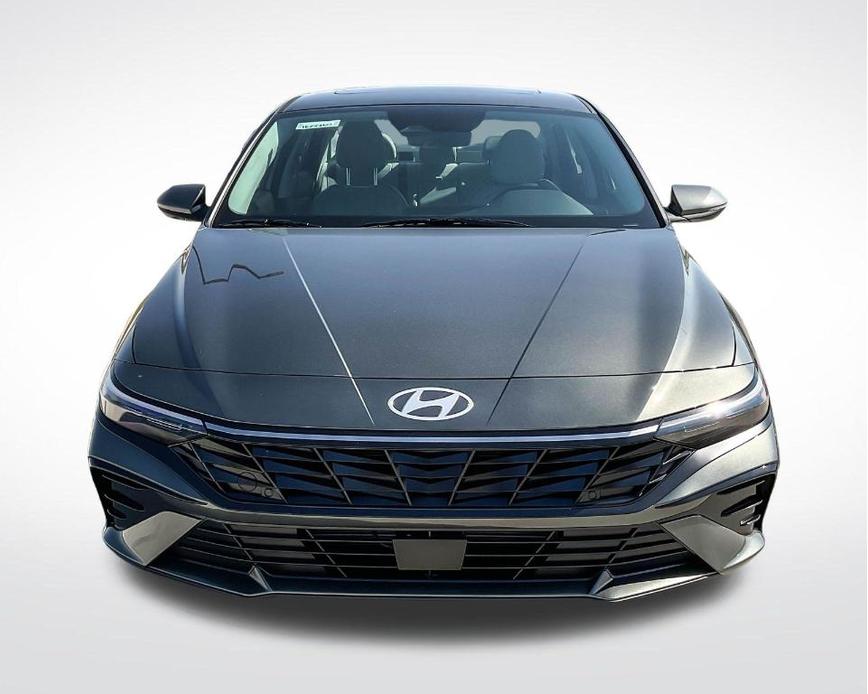 new 2025 Hyundai Elantra car, priced at $26,644