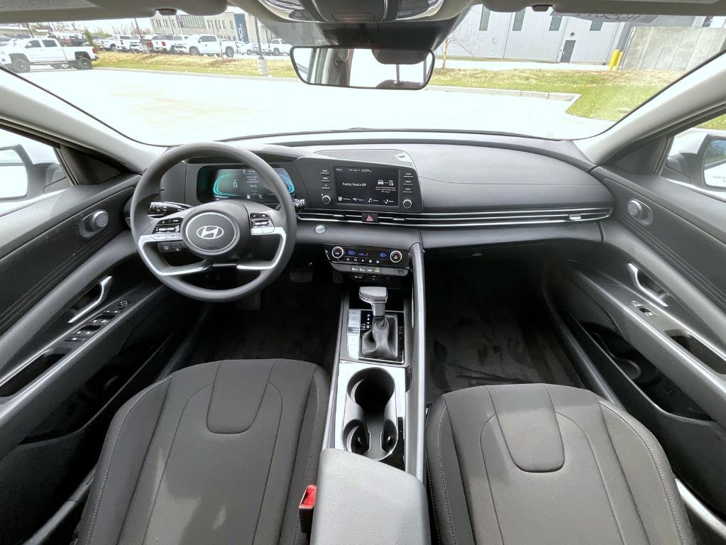 new 2025 Hyundai ELANTRA HEV car, priced at $26,779