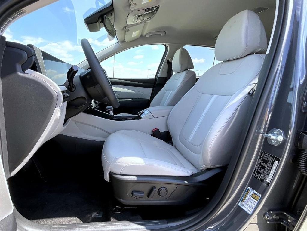 new 2025 Hyundai Tucson car, priced at $32,060