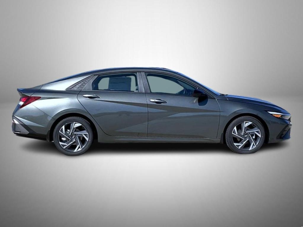 new 2025 Hyundai Elantra car, priced at $22,404