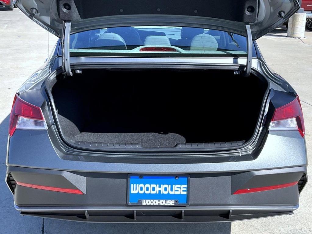 new 2025 Hyundai Elantra car, priced at $24,654