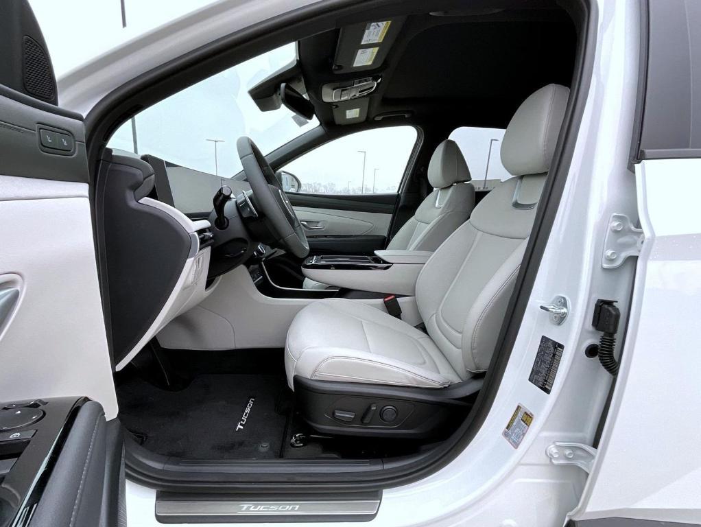 new 2026 Hyundai TUCSON Hybrid car, priced at $41,229