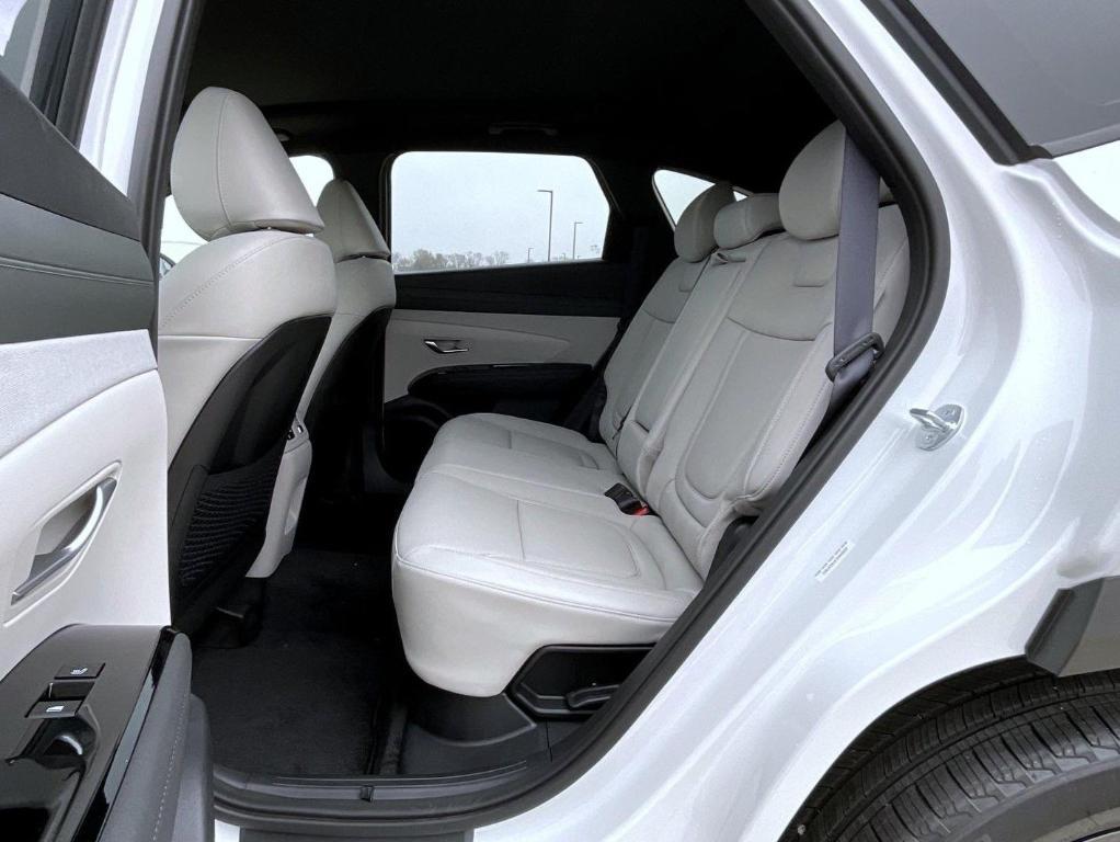 new 2026 Hyundai TUCSON Hybrid car, priced at $41,229