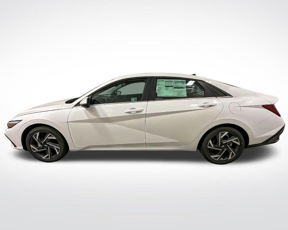 new 2025 Hyundai Elantra HEV car, priced at $31,884