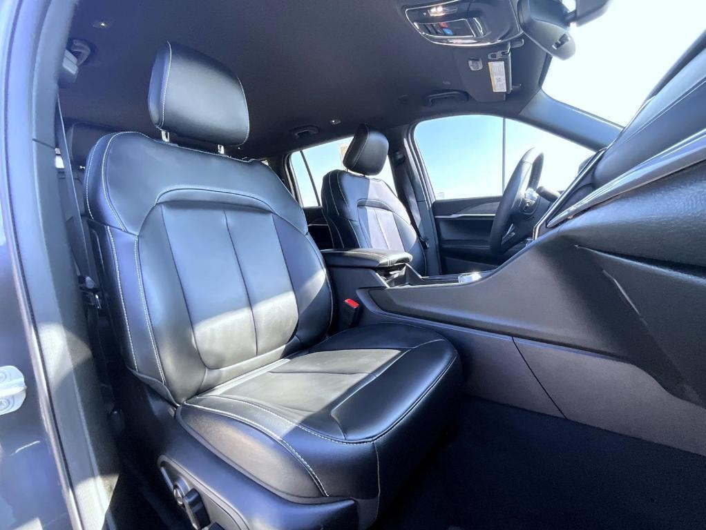 used 2024 Jeep Grand Cherokee L car, priced at $37,357