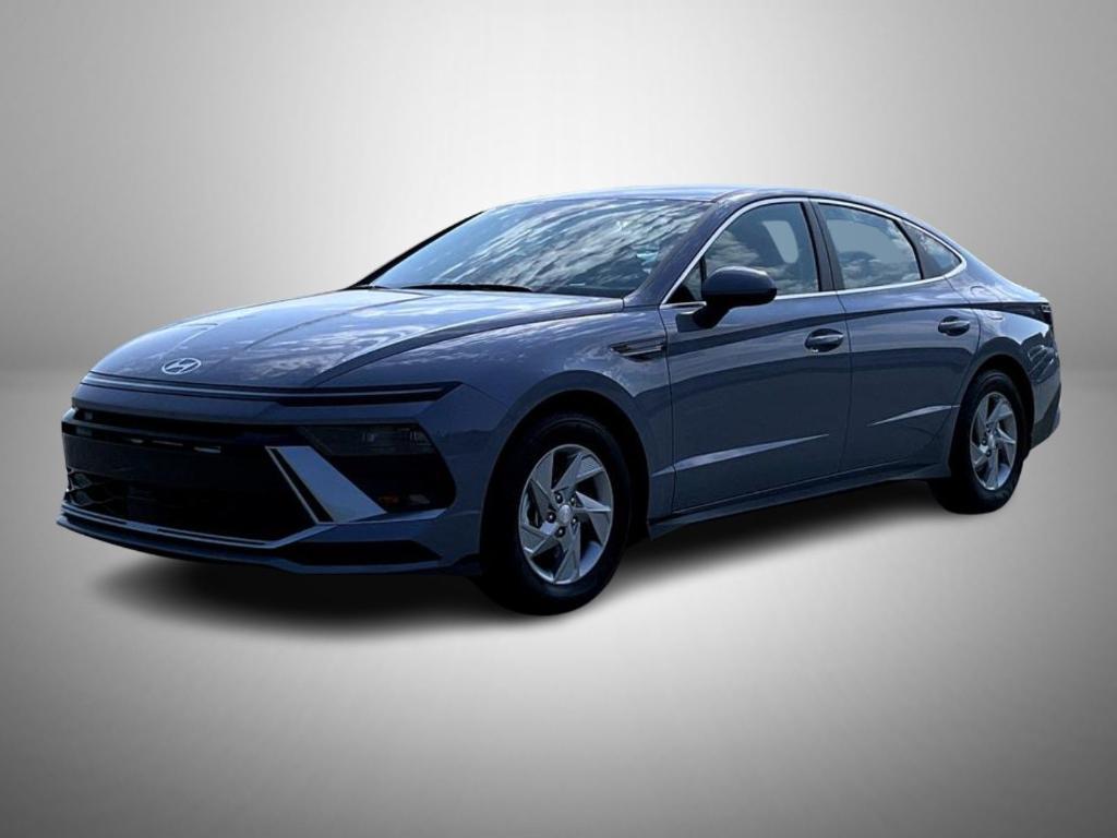 used 2025 Hyundai Sonata car, priced at $23,157